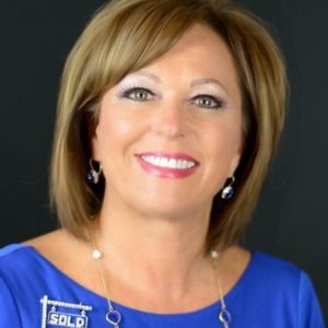 Meet your Posher, Diane